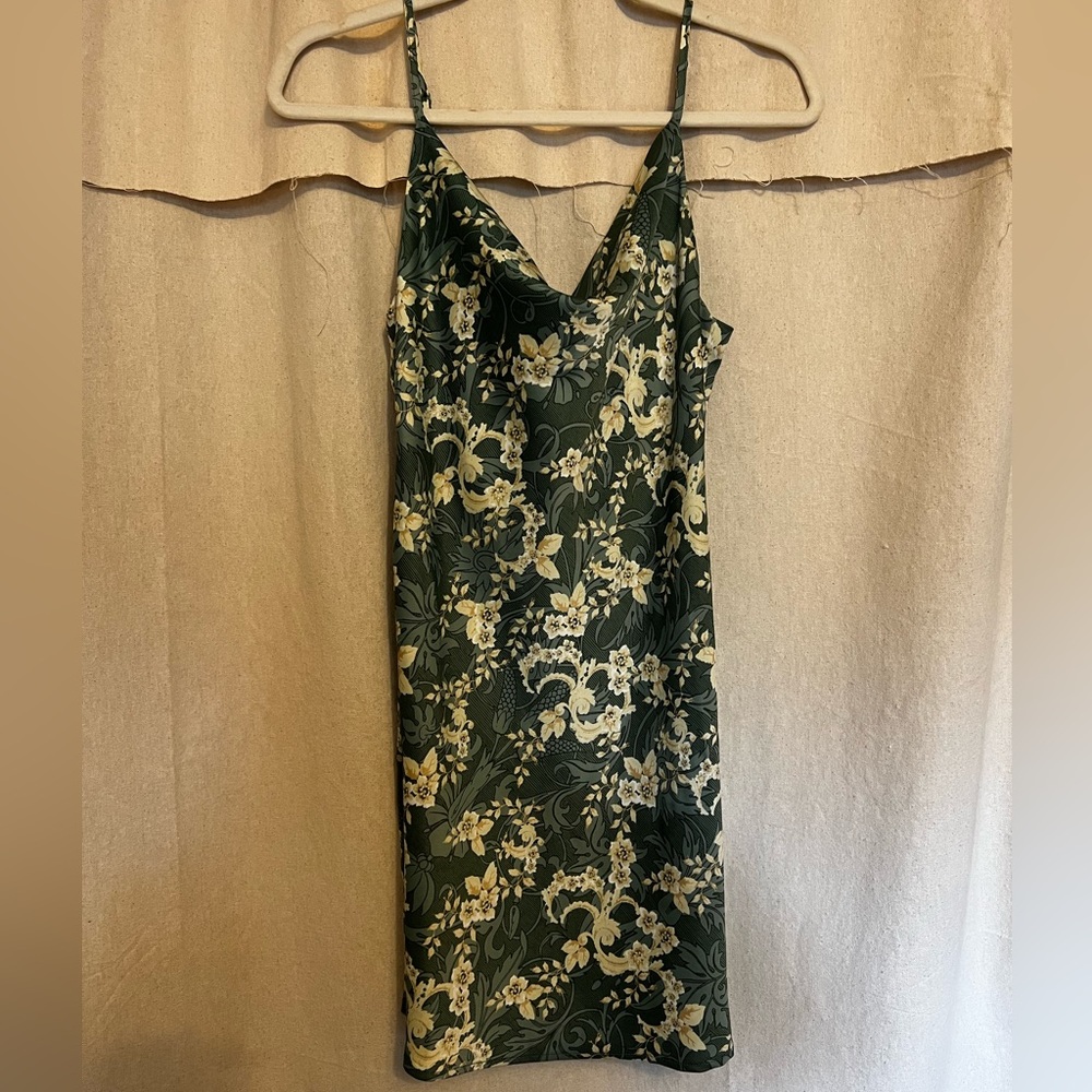 Urban Outfitters size small green floral slip dress